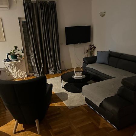 Apartment&room Marin Makarska Exteriör bild