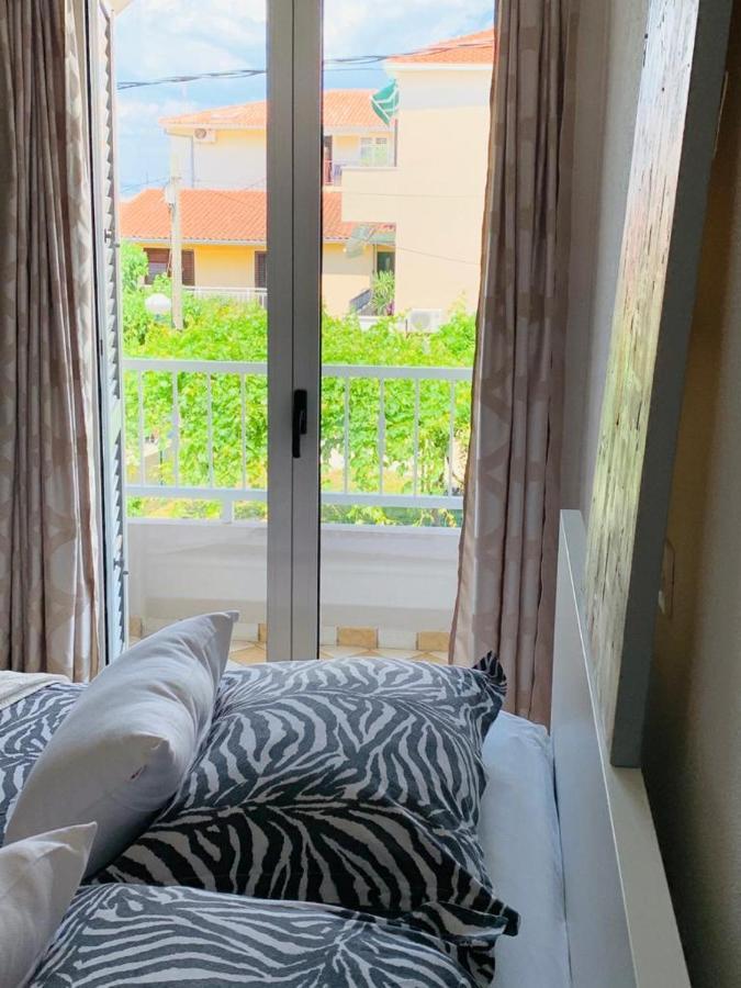 Apartment&room Marin Makarska Exteriör bild