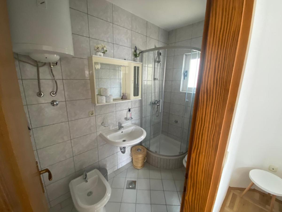 Apartment&room Marin Makarska Exteriör bild